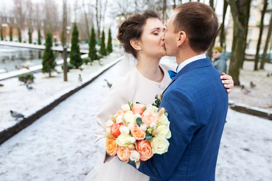 The Best Month to Get Married in the UK - Hadleigh, Essex